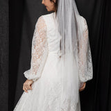 LOVE LANE LONDON Wispy Tulle Fingertip Veil